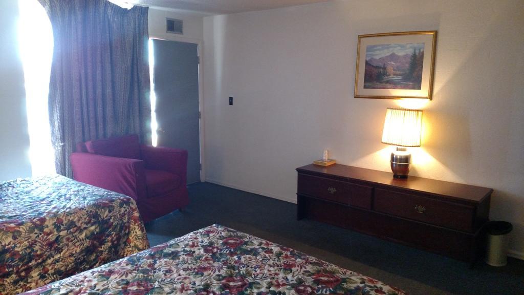 Essex House Motel Литълтън Екстериор снимка