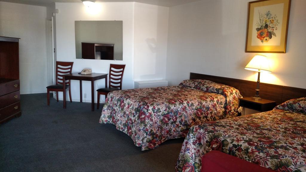 Essex House Motel Литълтън Екстериор снимка