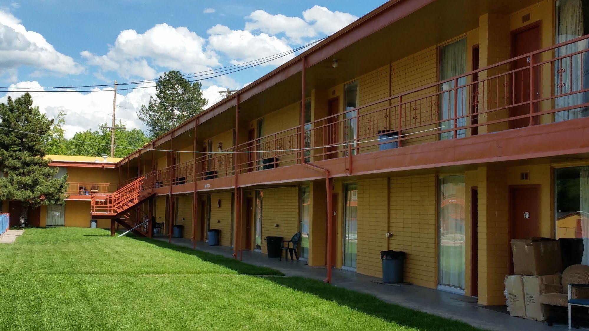 Essex House Motel Литълтън Екстериор снимка