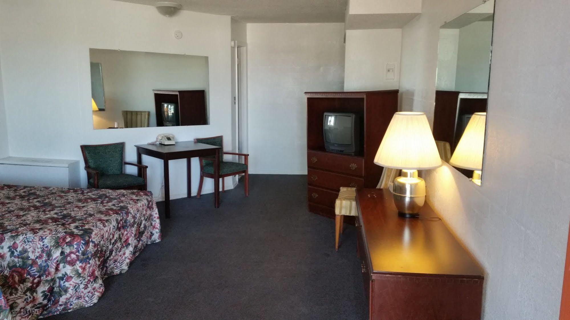 Essex House Motel Литълтън Екстериор снимка